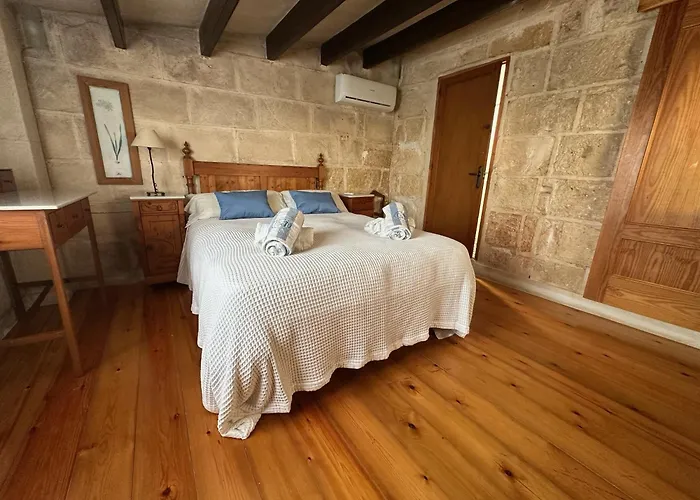 Sant Jordi בית נופש סיוטאדלה