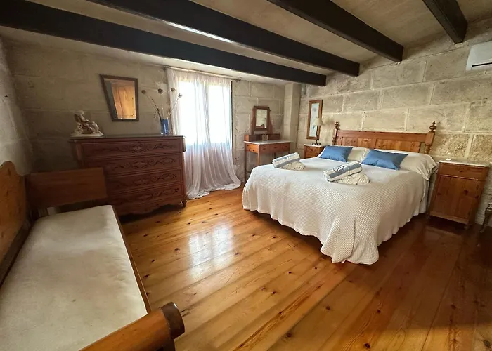 בית נופש Sant Jordi סיוטאדלה