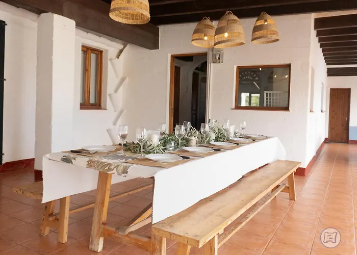 Sant Jordi בית נופש *