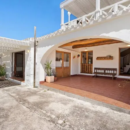 Holiday home Sant Jordi *